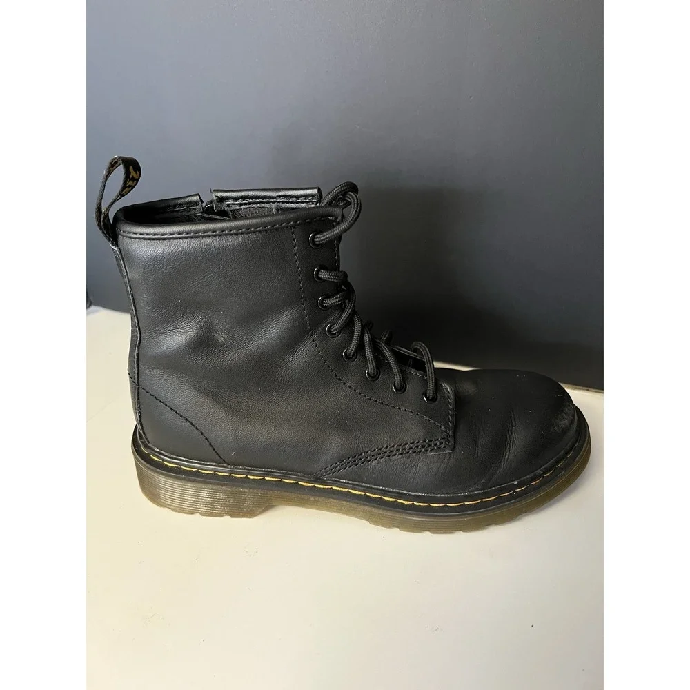 DR. MARTENS 15382‎ Black Zip Lace-Up Combat Boots Women's Size 4M Comfort Grunge - Picture 2 of 6